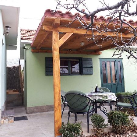 Seaside Apartment For 2 P Trogir Exterior photo